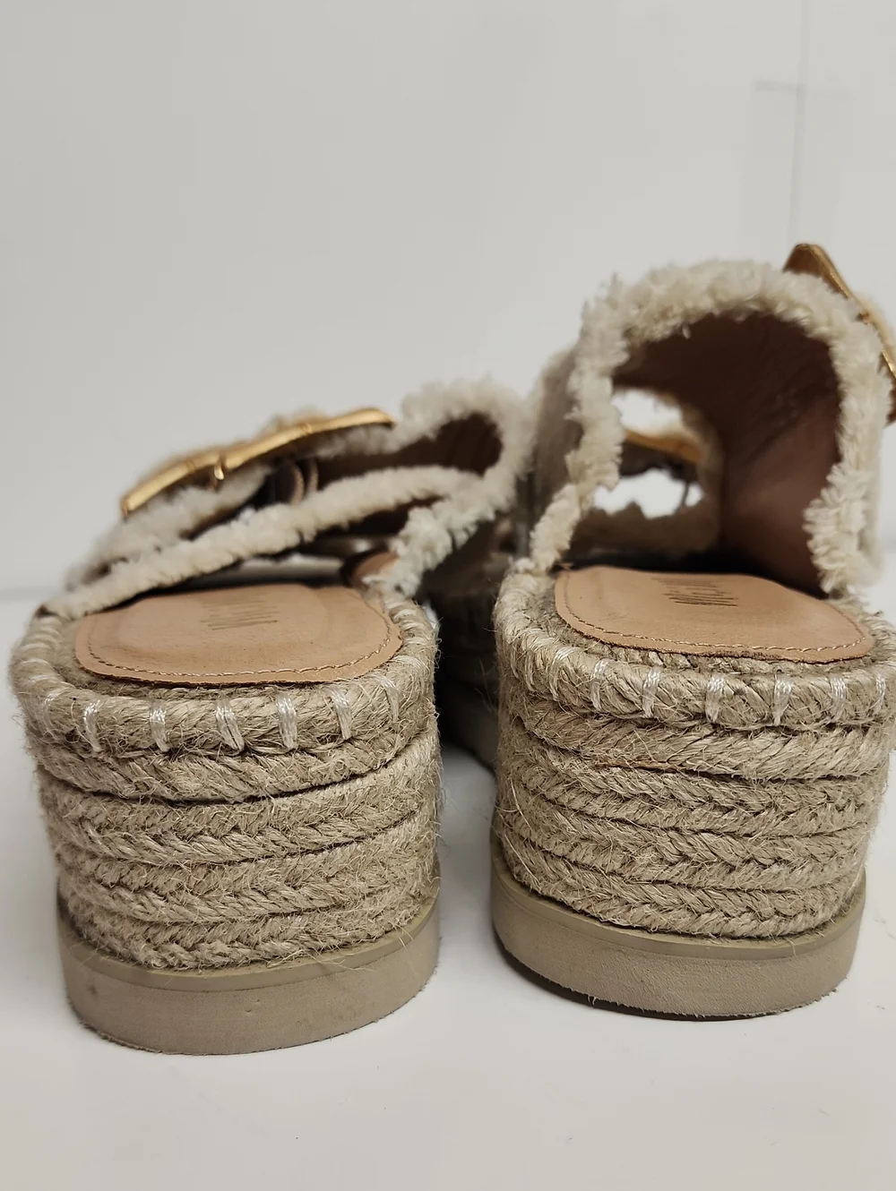 Mi.iM Woven Platform Slide Sandals with Gold Buckles - Beige Comfortable Sz 8.5